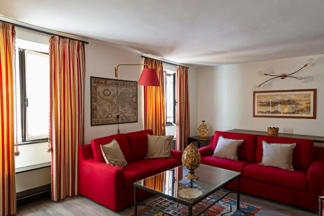 Luxury Apartment In The Heart Of Genoa By Wonderful Italy