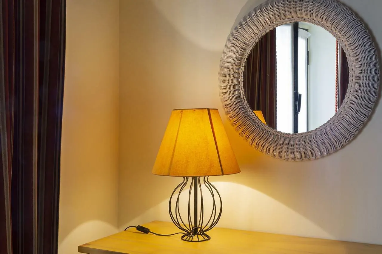 Luxury Apartment In The Heart Of Genoa By Wonderful Italy
